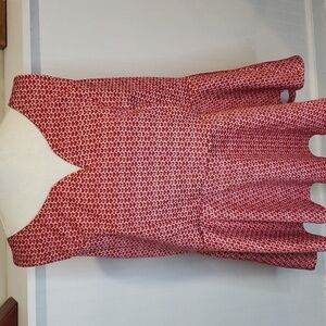 City Chic Heart Peplum Top size 22‎